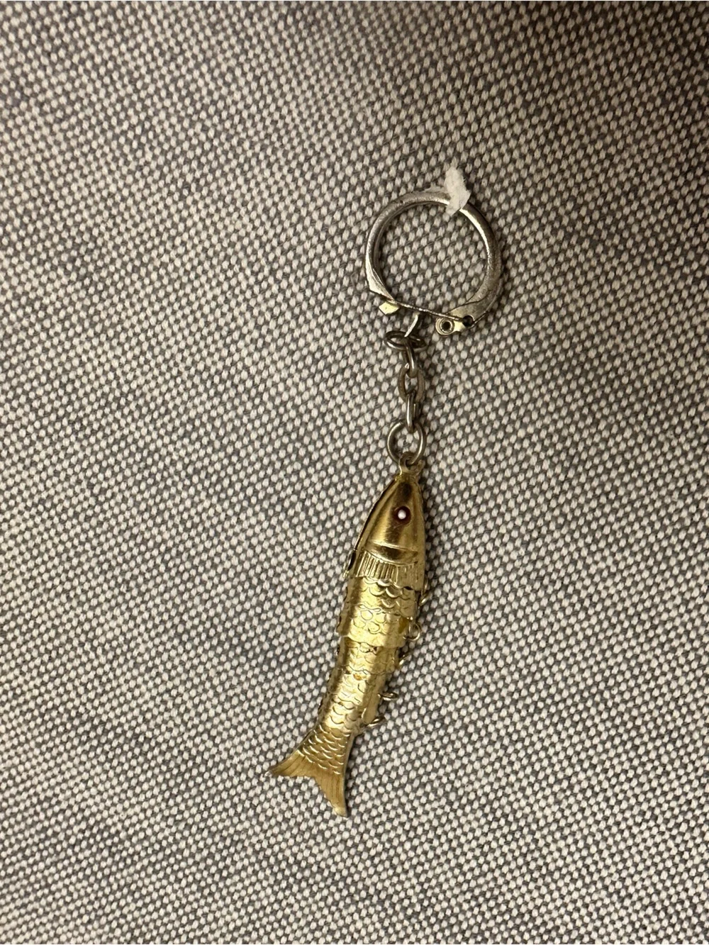 Vintage Gold-tone Fish-Shaped Keychain